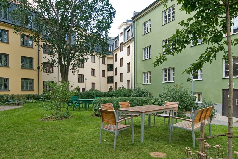 ...utemöblemang samt grill
